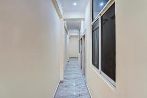 Hotel O by OYO New Star Rooms