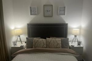 Coastal Comfort - Two Bed Terrace on Barry Island