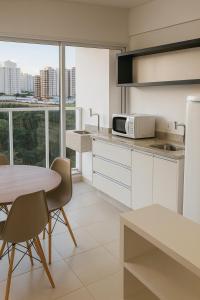 Evian Thermas Residence Caldas Novas 5 adultos 2 crianças até 11 anos