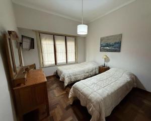 Chalet con Pileta Bandurrias - Mar del Plata