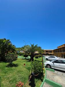 2 quartos com ar condicionado, piscina, sauna e churrasqueira