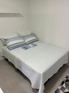 Container moderno 30 metros da praia Beto carrero