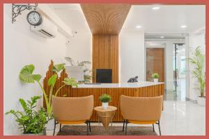 Hotel Premium Devans Residency Near Varanasi Railway Station and Kashi Vishwanath Temple# Room Service & Free Wi-fi Facilities # Spacious and Fully Air Conditioned Rooms - Top Rated Hotel