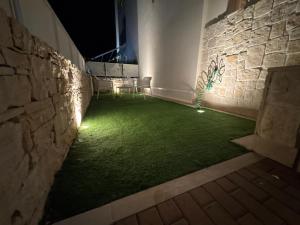 Donna Gemella - Home