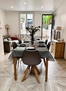 La Deauvilloise - Centre Deauville - Parking - 6 personnes