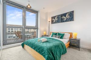 skyline Living on the 12th Floor