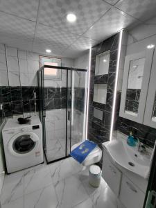 Central, Gated Residential Complex, 100mbps WiFi