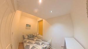 Northampton Oasis Retreat - 3-4 Bedroom House