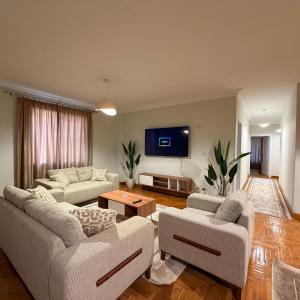 3BR Rehab Walk To GateWay Mall