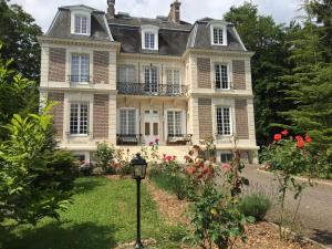 Maisons d'hotes Chateau d'Avesnes - Le Castelet : photos des chambres