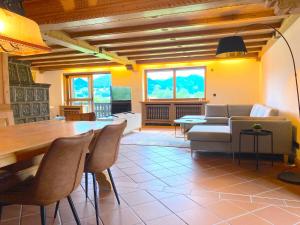 Großzügige Ferienwohnung am Tegernsee mit Südbalkon und Wallbergblick