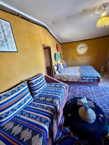 Aladdin Desert Camp - Mhamid Erg Chigaga Escape