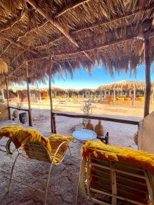 Aladdin Desert Camp - Mhamid Erg Chigaga Escape