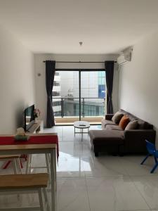 Sky House BSD D2-3A - 3 Bedroom Type