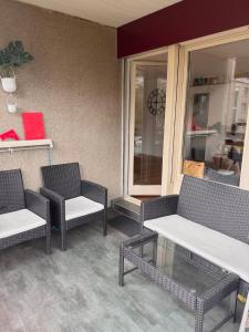 Private room and bathroom in Schlieren Zurich