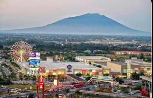 New Studio Boho Studio with PS4 & Balcony
