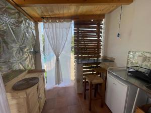 The poolside gem img19