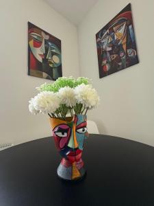 Charming Flat in Brentford