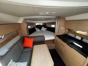 Trim Nautica Charter