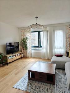 Private room and bathroom in Schlieren Zurich