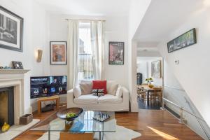 NEW! Warm Central 3-Bed with Garden - 5 mins Kensington WestField