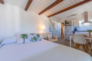 Loft Tahivilla -Entre Zahara de los Atunes y Bolonia