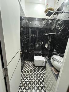 MyStayCompany- 2BHK with pool, BBQ & terrace vibes