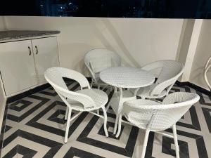 MyStayCompany- 2BHK with pool, BBQ & terrace vibes