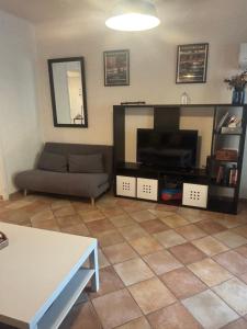 Cassis T2 Les Pieds Dans Leau