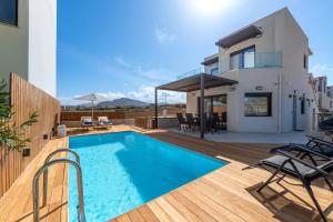 Blue Essence Seaside Villa and Suite