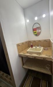 Delvas Villa - Cozy Home near Airport