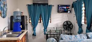 Delvas Villa - Cozy Home near Airport