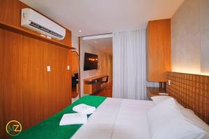 Studio moderno, renovado e perto da praia