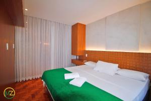 Studio moderno, renovado e perto da praia