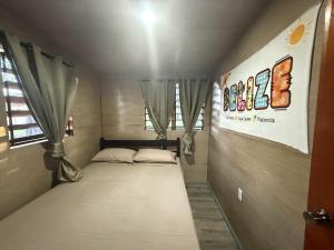 Delvas Villa - Cozy Home near Airport