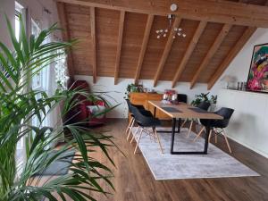 WEINblick - Ferienwohnung im Haus Petry - PFALZ - Deutsche Weinstraße