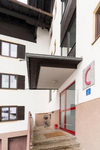 Alpine Escape with Maiskogel View