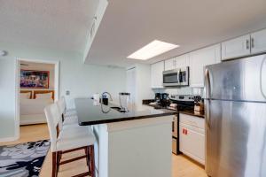 The Cayo Coco | Key West Condo with Pool Hot Tub & Balcony Views