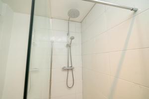 Central 2 Bedroom Apartment in Swansea