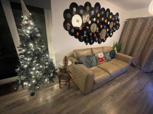 2 Bed Town Centre Apt in Porthcawl, parking, Wifi ,Sky & Netflix