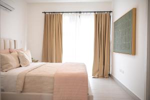 Modern & Cozy Luxury Suite with Amazing Views of STI