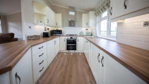 Primrose 3 bed - Orchid