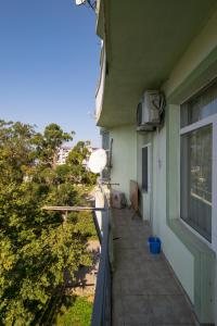 apartament- inasaridze 15