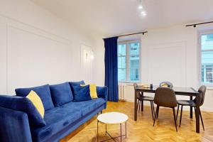 Blue Velvet Studio City Center Szpitalna