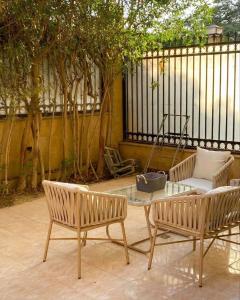 شقة غرفتين فرش جديد في بيفرلي هيلز الشيخ زايد مصر Two-bedroom apartment with new furniture in Beverly Hills Sheikh Zayed Egypt