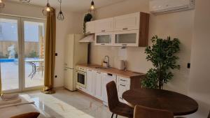 Villa Amfora with a pool