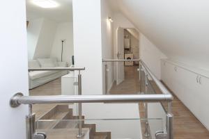 Spacious Central Apartment