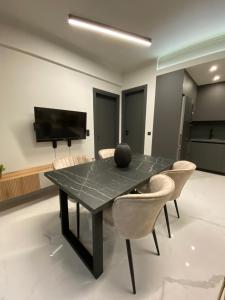 Aprilia Luxury Suites