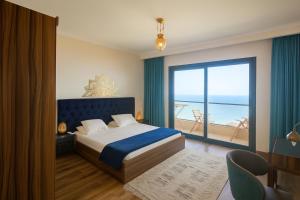 Sea View Apartment at The View Hurghada Beach & Pool