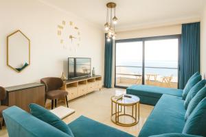 Sea View Apartment at The View Hurghada Beach & Pool